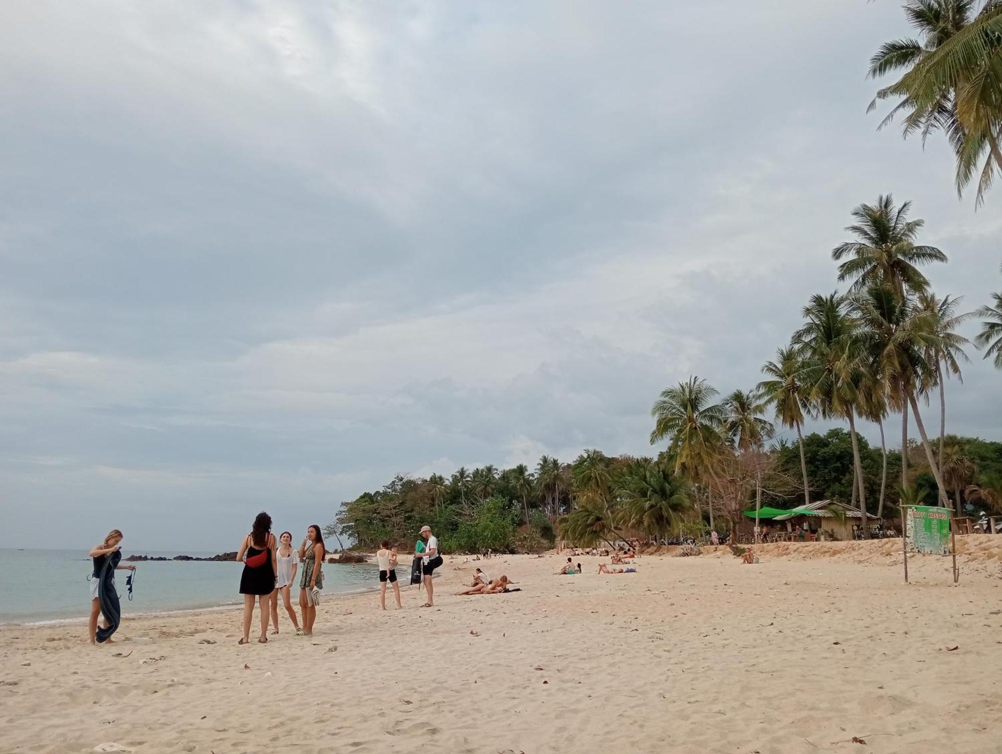 Lanta Beautiful Beach House Ко-Ланта Экстерьер фото